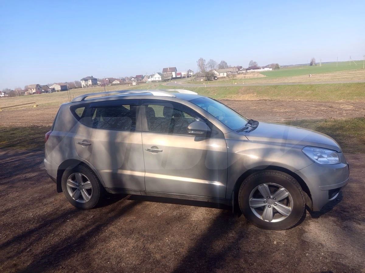 Geely Emgrand X7