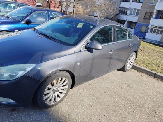 Opel Insignia (2)