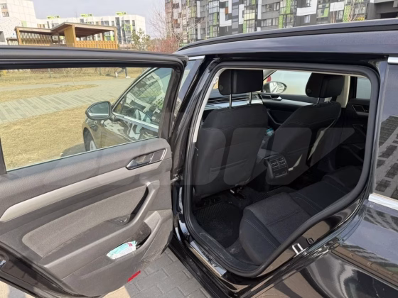 Volkswagen Passat (5)