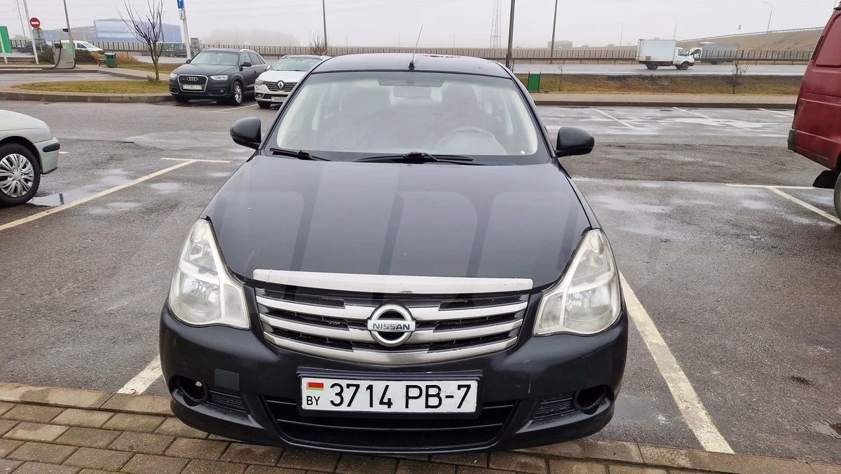 Nissan Almera
