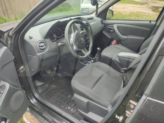 Dacia Duster (2)