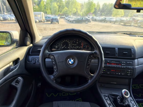 BMW 320 (13)