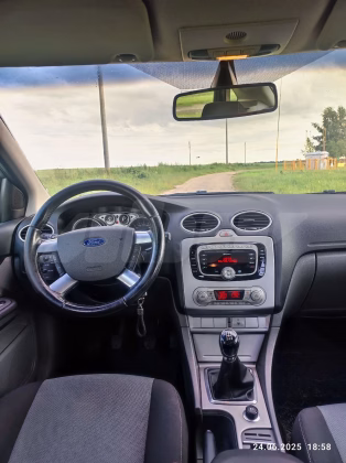 Ford Focus (6)