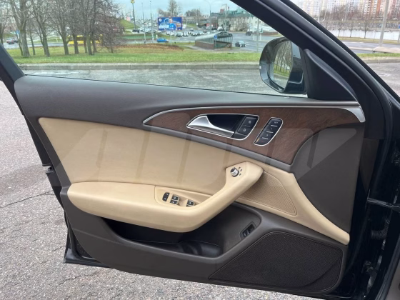 Audi A6 (13)