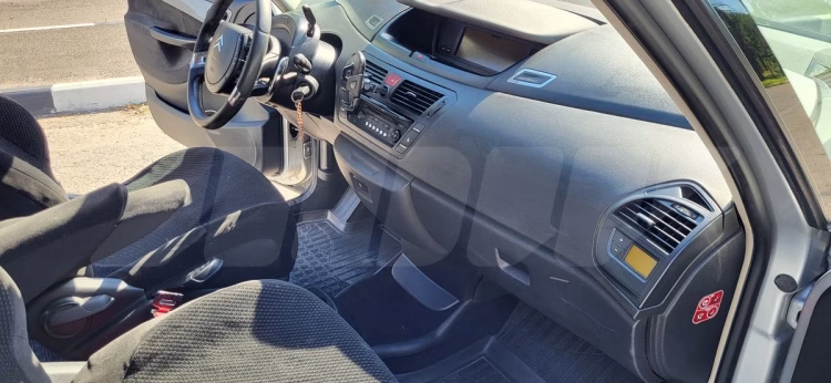 Citroën C4 Picasso (10)