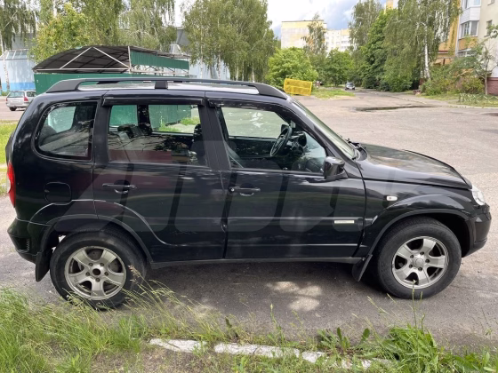 Chevrolet Niva (2)