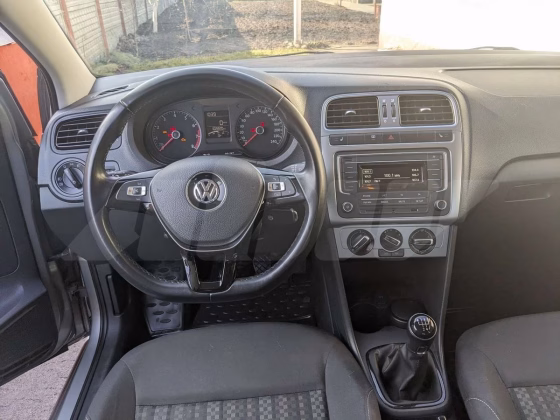 Volkswagen Polo (6)