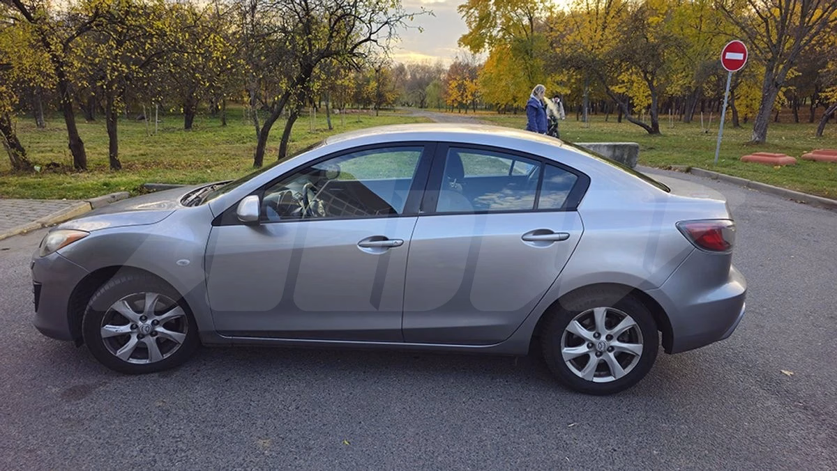 Mazda 3