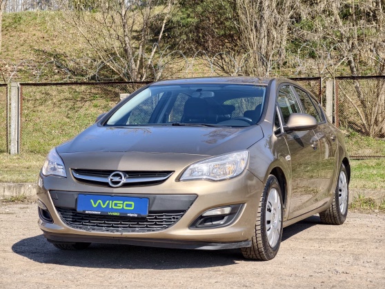 Opel Astra (3)