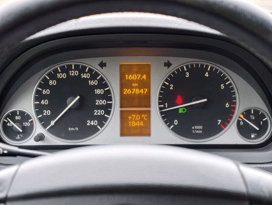 Mercedes-Benz B 250 (14)