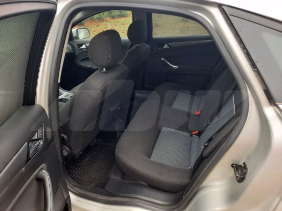 Ford Mondeo (1)