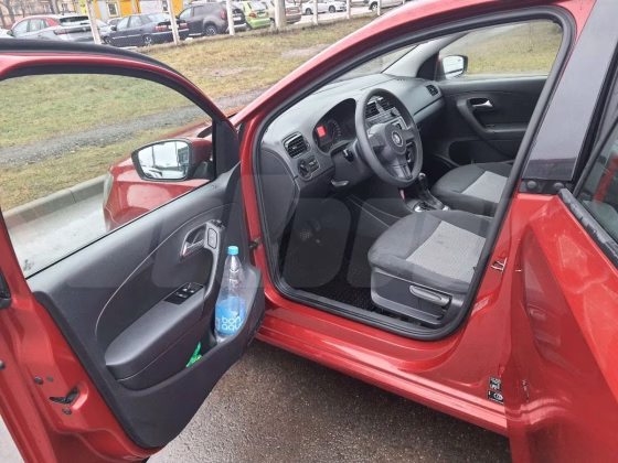 Volkswagen Polo (3)