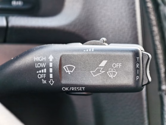 Volkswagen Jetta (16)