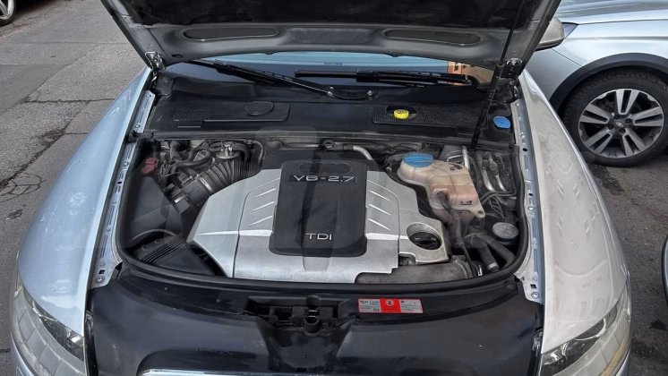 Audi A6 (9)