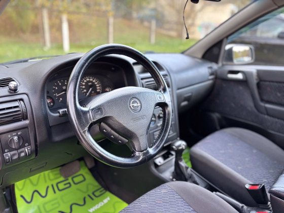 Opel Astra (8)