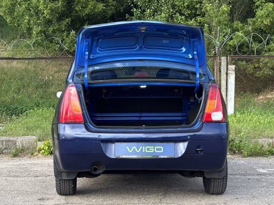 Renault Logan (7)