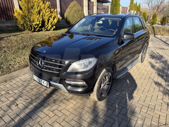 Mercedes-Benz ML 350 (1)