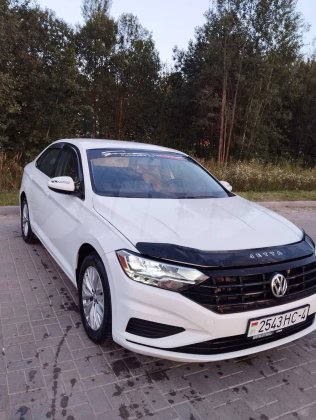 Volkswagen Jetta (3)