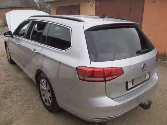 Volkswagen Passat (2)