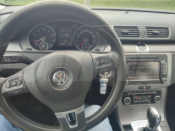 Volkswagen Passat (8)