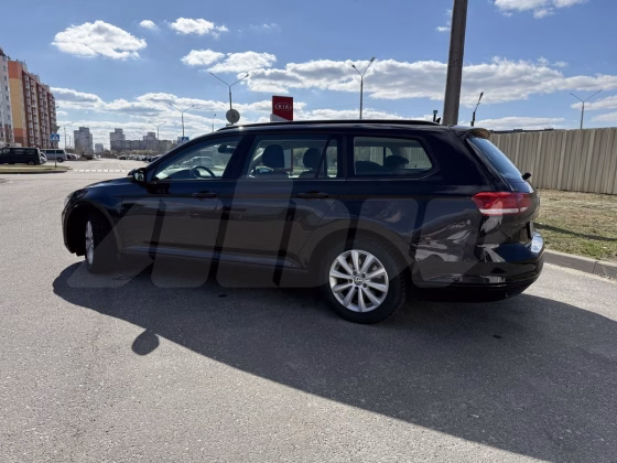 Volkswagen Passat (3)