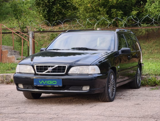Volvo V70 (3)