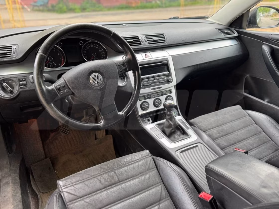 Volkswagen Passat (5)