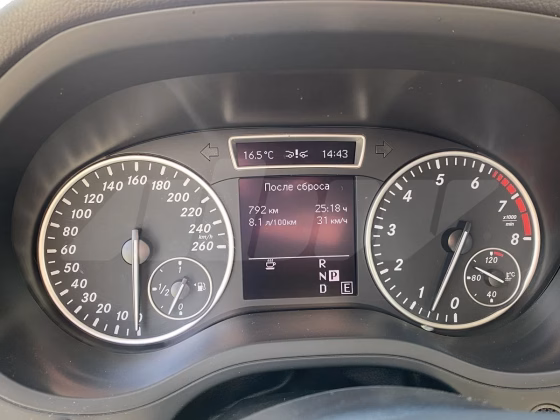 Mercedes-Benz B 160 (13)