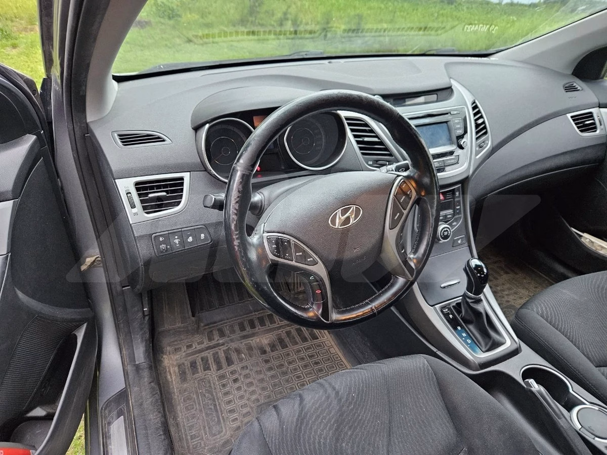 Hyundai Elantra