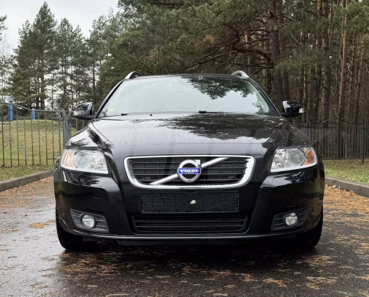 Volvo V50 (3)