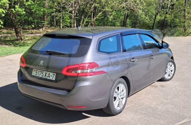 Peugeot 308 (4)