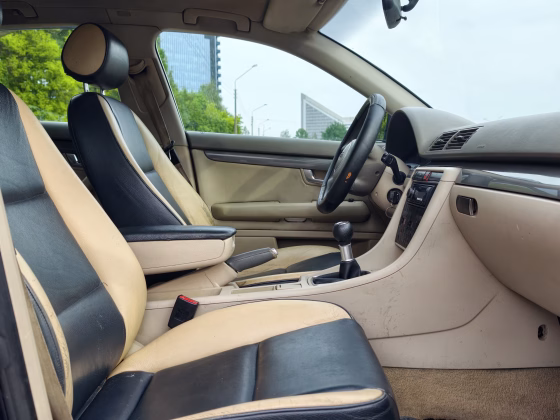 Audi A4 (12)