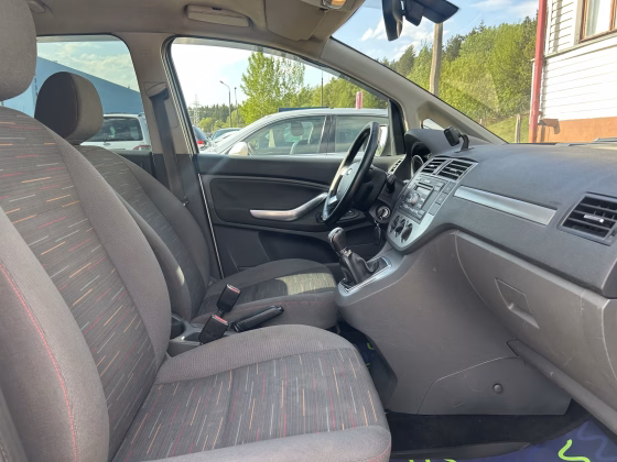 Ford C-Max (12)