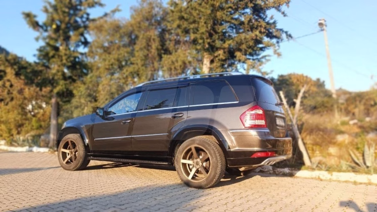 Mercedes-Benz GL 55 AMG (4)