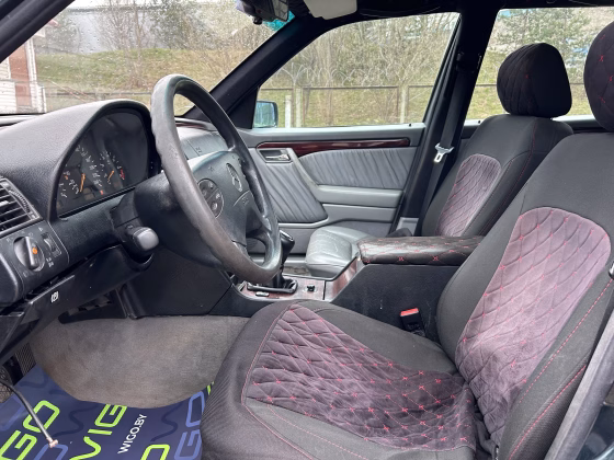 Mercedes-Benz C 230 (9)