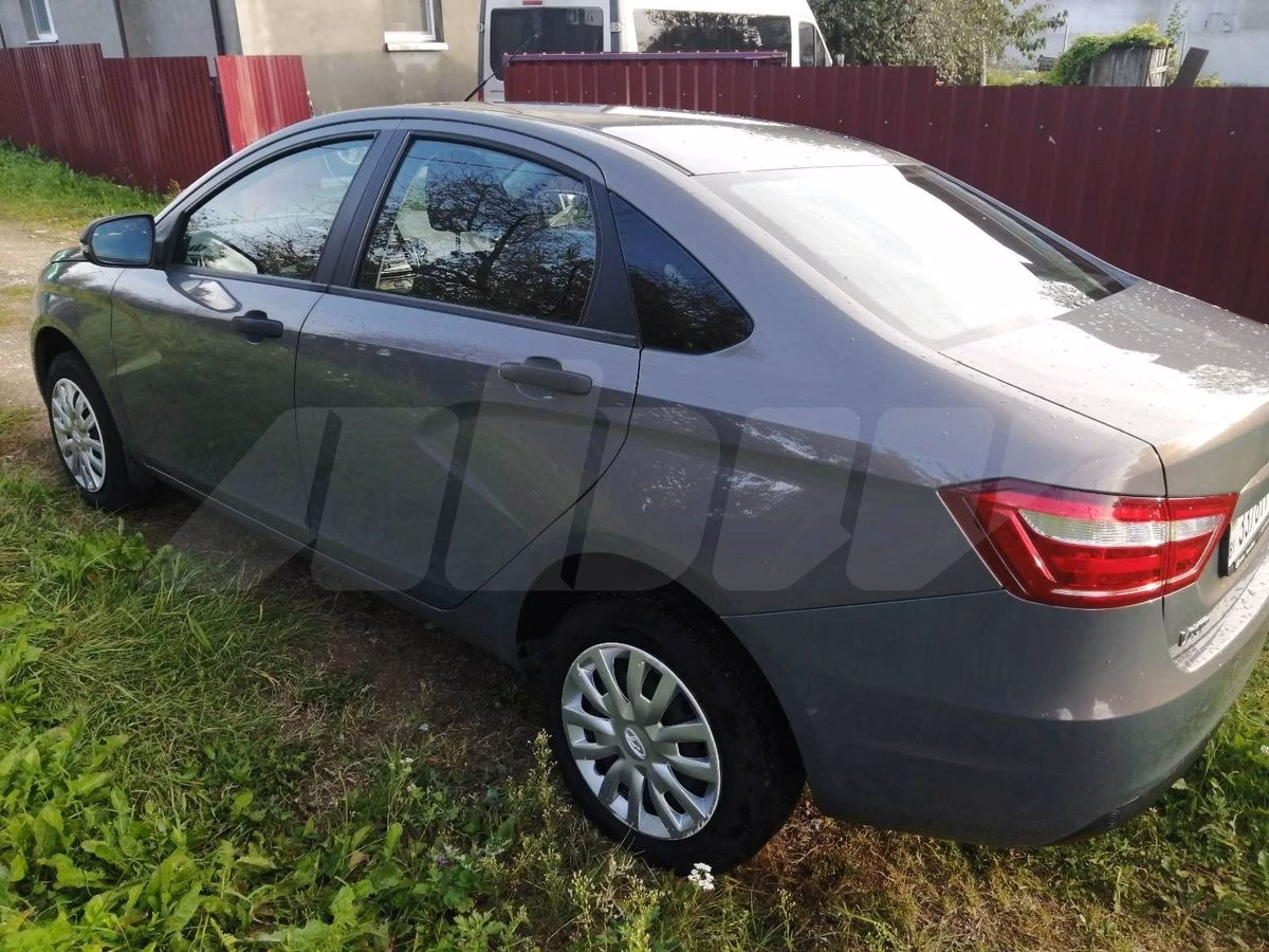 Lada Vesta