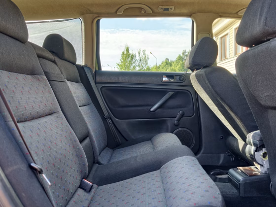 Volkswagen Passat (10)
