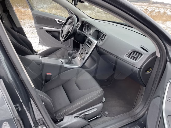 Volvo V60 (13)