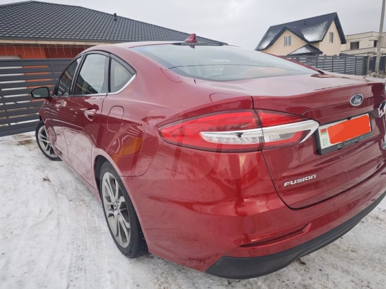 Ford Fusion (4)