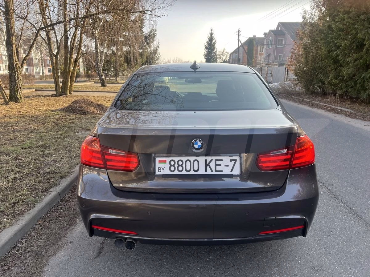 BMW 320