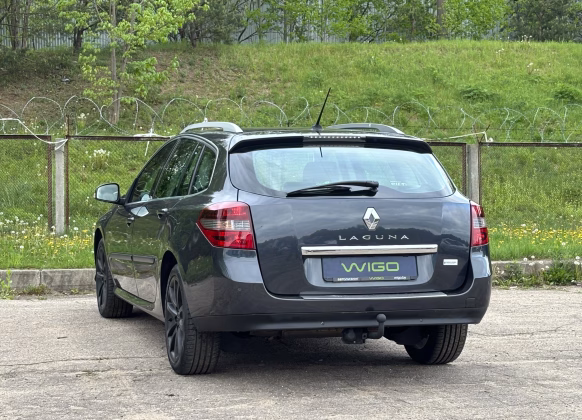 Renault Laguna (4)