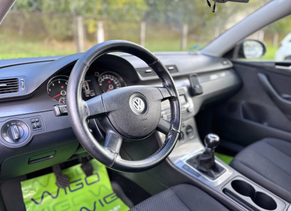 Volkswagen Passat (8)