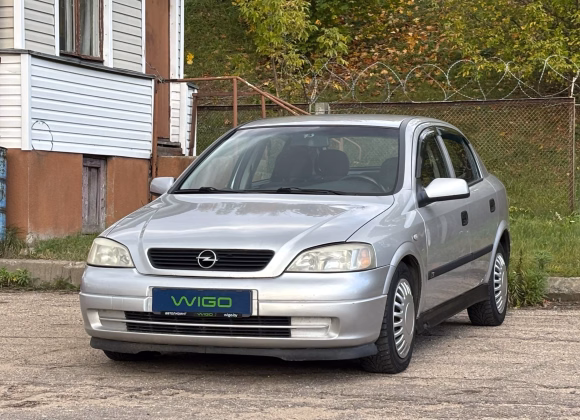 Opel Astra (3)