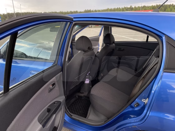 Kia Rio (15)
