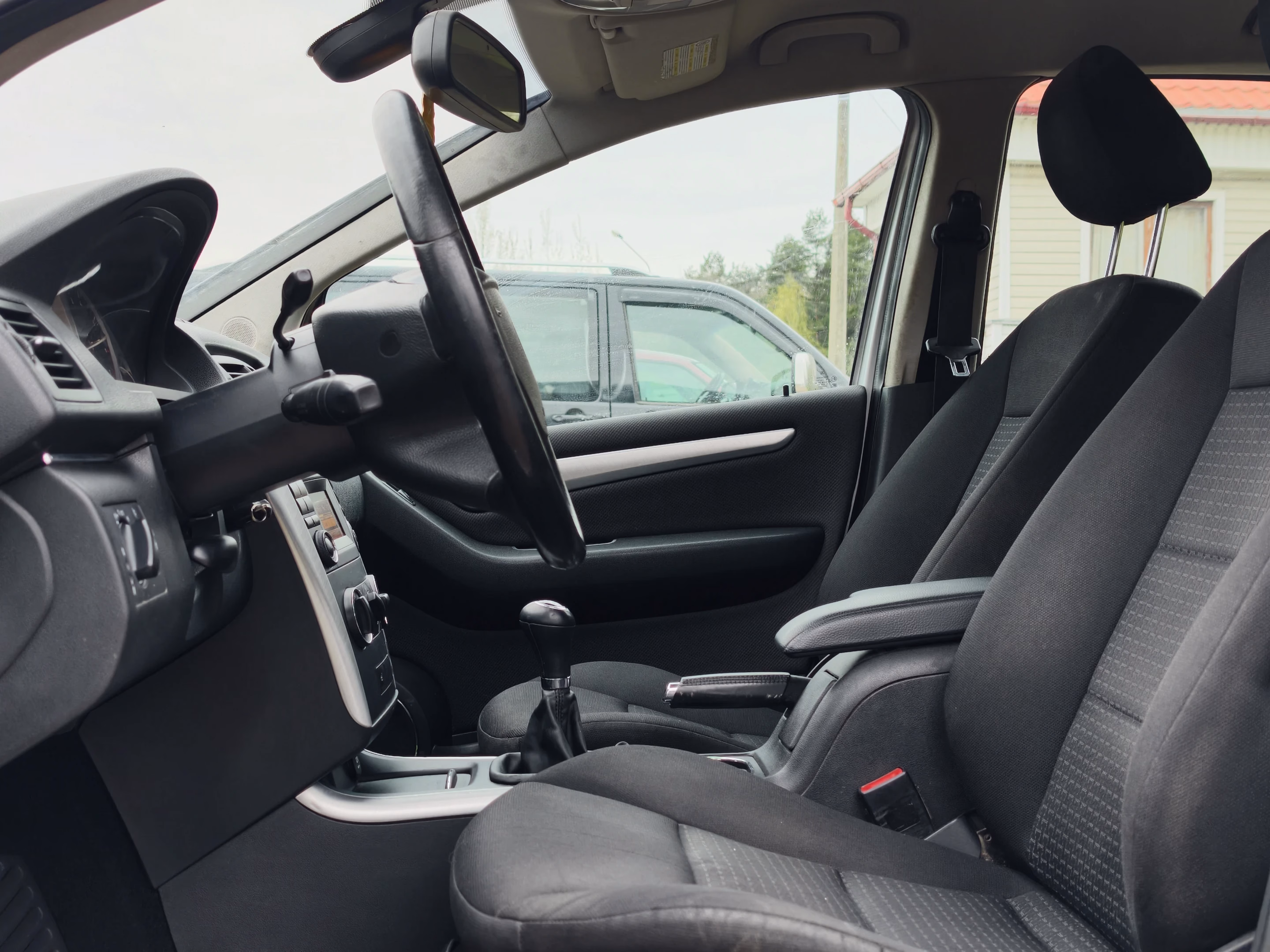 Mercedes-Benz B 250