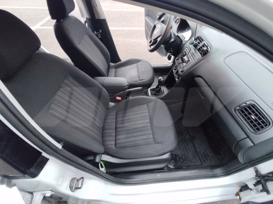 Volkswagen Polo (13)