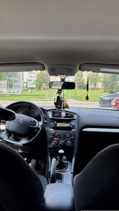 Citroën C4 (3)