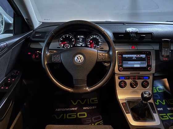 Volkswagen Passat (13)