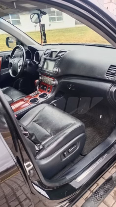 Toyota Highlander (6)