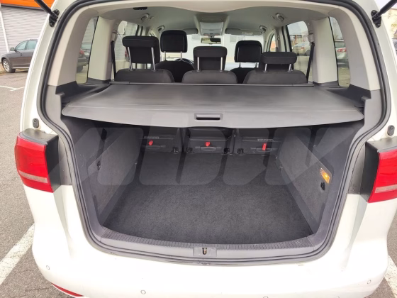 Volkswagen Touran (7)